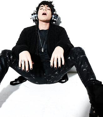 Adam+Lambert+ewPNG.png